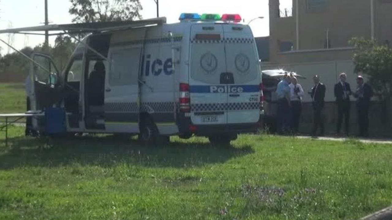 Police investigating after man's body found in Rosemeadow.