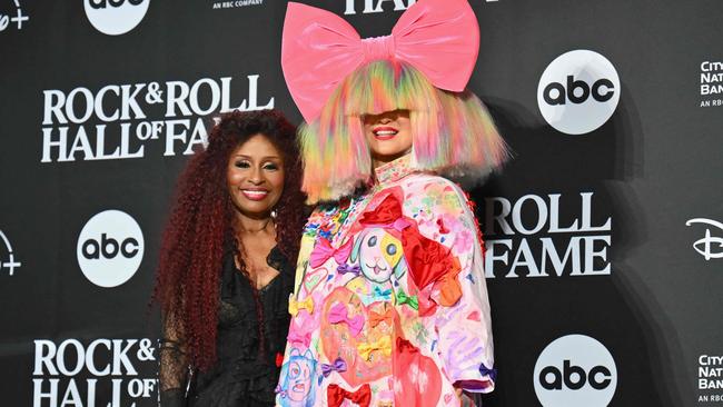 Aussie hitmaker Sia with her “godmother” Chaka Khan. Picture: AFP.