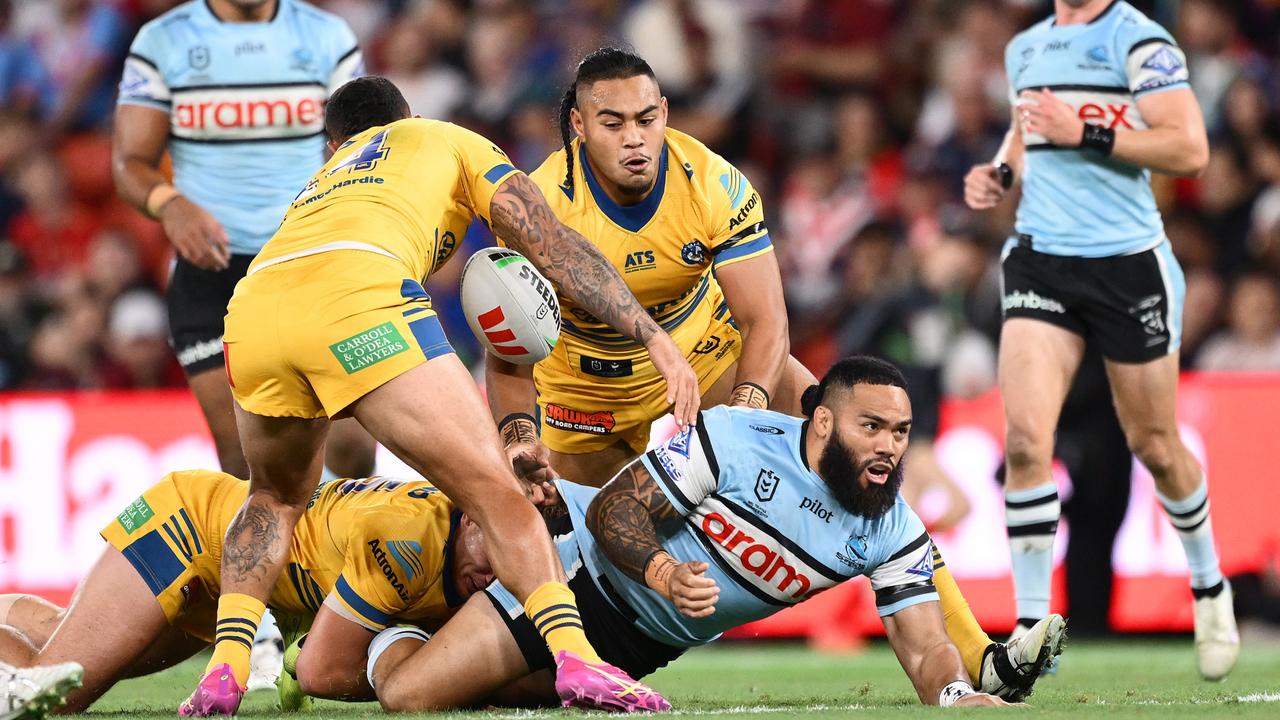 Siosifa Talakai’s first contribution was to lose the ball. (Photo by Hannah Peters/Getty Images)