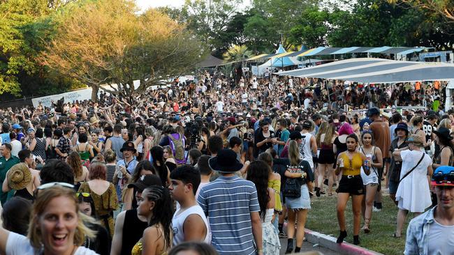 BASSINTHEGRASS The crowd continues to fill in during the day at this years 2017 Bass In The Grass event in Darwin.Picture: Justin Kennedy