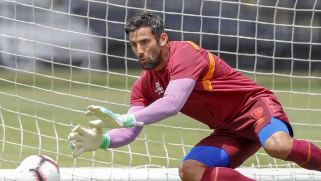 Roar goalkeeper Jamie Young is in action on Friday.