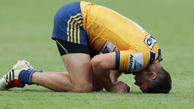 PERTH, AUSTRALIA - FEBRUARY 15: Mitch Moses of the Eels reacts after losing the first semi final against the Dragons during Day 2 of the 2020 NRL Nines at HBF Stadium on February 15, 2020 in Perth, Australia. (Photo by Will Russell/Getty Images)