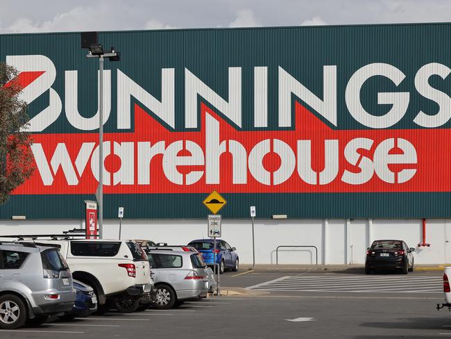 ADELAIDE, AUSTRALIA - NewsWire Photos AUGUST 24,  2021: A general view including signage of Bunnings store in Mile End, Adelaide. NCA NewsWire / David Mariuz