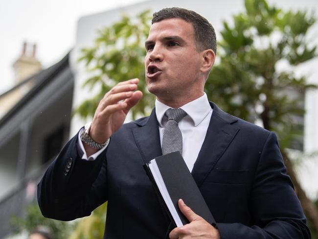 SYDNEY, AUSTRALIA - September 19: Auctioneer Troy Malcolm running the auction of 102 St James Road, Bondi Junction. The house sold for $2,940,000 to Deborah Doctor. (Photo by James Gourley/The Sunday Telegraph)