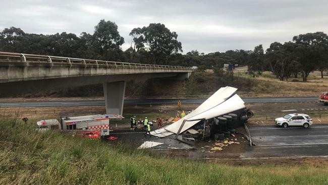 All northbound lanes closed on the Hume Freeway near Seymour after truck rollover. Picture: @7NewsMelbourne/Twitter