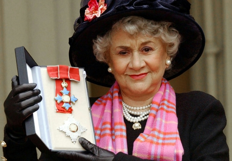 Renowned UK Actress Dame Joan Plowright Passes Away at 95