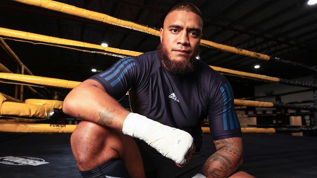 Boxer Toese Vousiutu gets ready for his next fight at NTJ Fight and Fitness in Slacks Creek. Picture: Adam Head