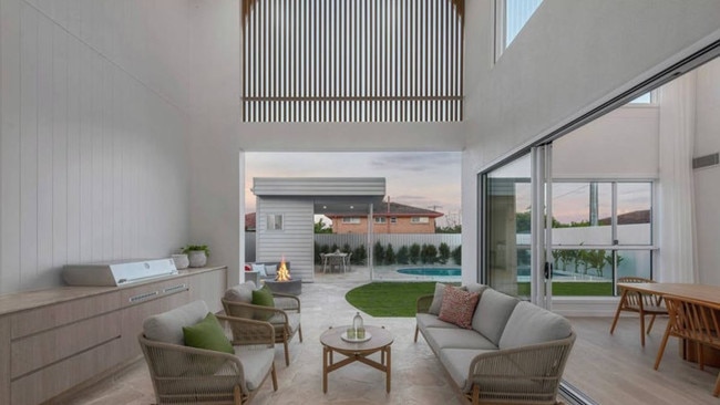 The deluxe, Mediterranean home sold for $3.91 million.