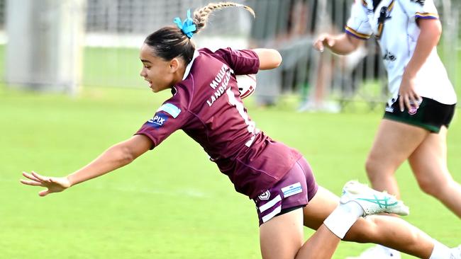 Girls U19s between South Logan and Burleigh Bears. Saturday January 25, 2025. Picture, John Gass