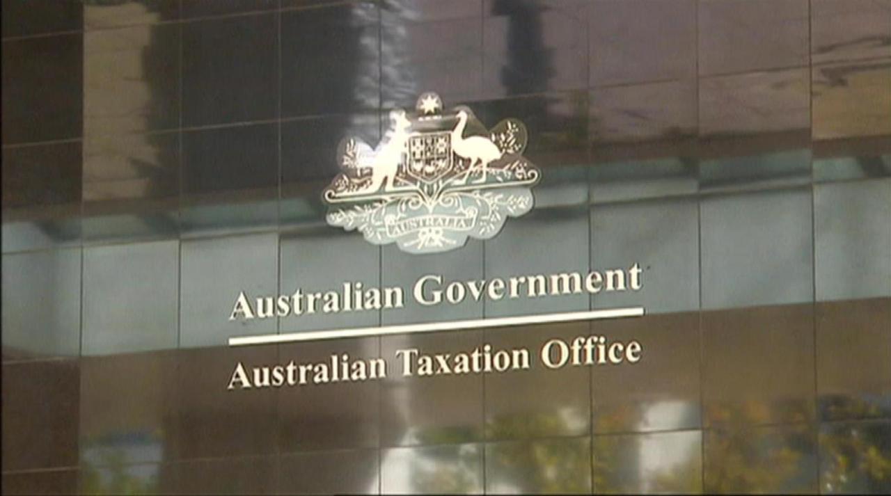 Australian Taxation Office call centre staff paid less than Macca's  workers, CPSU says | Daily Telegraph