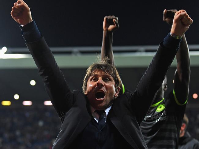 WEST BROMWICH, ENGLAND - MAY 12:  Antonio Conte, Manager of Chelsea celebrates winning the leauge after the Premier League match between West Bromwich Albion and Chelsea at The Hawthorns on May 12, 2017 in West Bromwich, England. Chelsea are crowned champions after a 1-0 victory against West Bromwich Albion. (Photo by Laurence Griffiths/Getty Images)