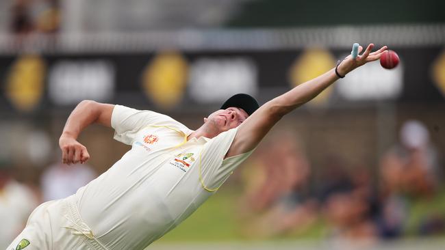 Australia’s Jhye Richardson makes a desperate dive but can't take catch Sri Lanka's Kusal Mendis off the bowling of Nathan Lyon Picture: Phil Hillyard