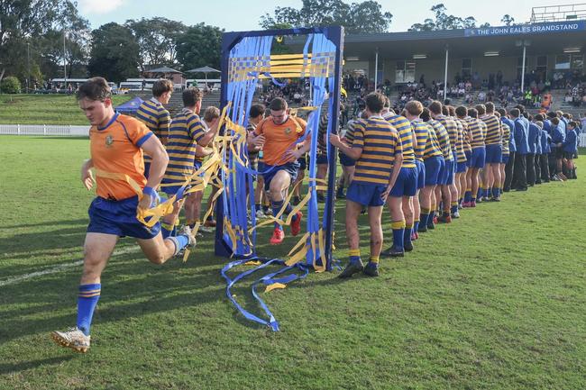 Xavier Howard and Ashgrove teammates run out at home. Picture by Stephen Archer.