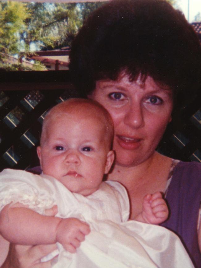 Kathleen Folbigg with her baby daughter Sarah.