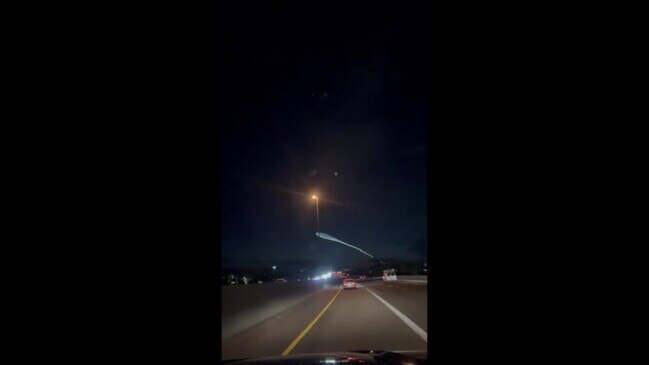 'Whoa': SpaceX Rocket Leaves Fat Trail in Phoenix Sky