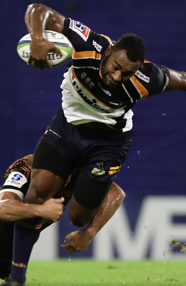 Tevita Kuridrani is cut down by the Jaguares defence.