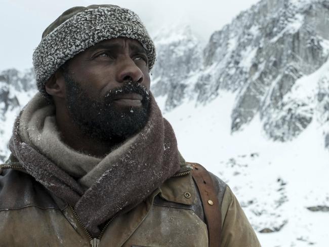 This image released by Twentieth Century Fox shows Idris Elba in a scene from "The Mountain Between Us." (Kimberley French/Twentieth Century Fox via AP)