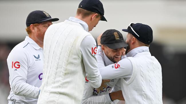 England celebrate the wicket of Marnus Labuschagne. (Photo by Gareth Copley/Getty Images)