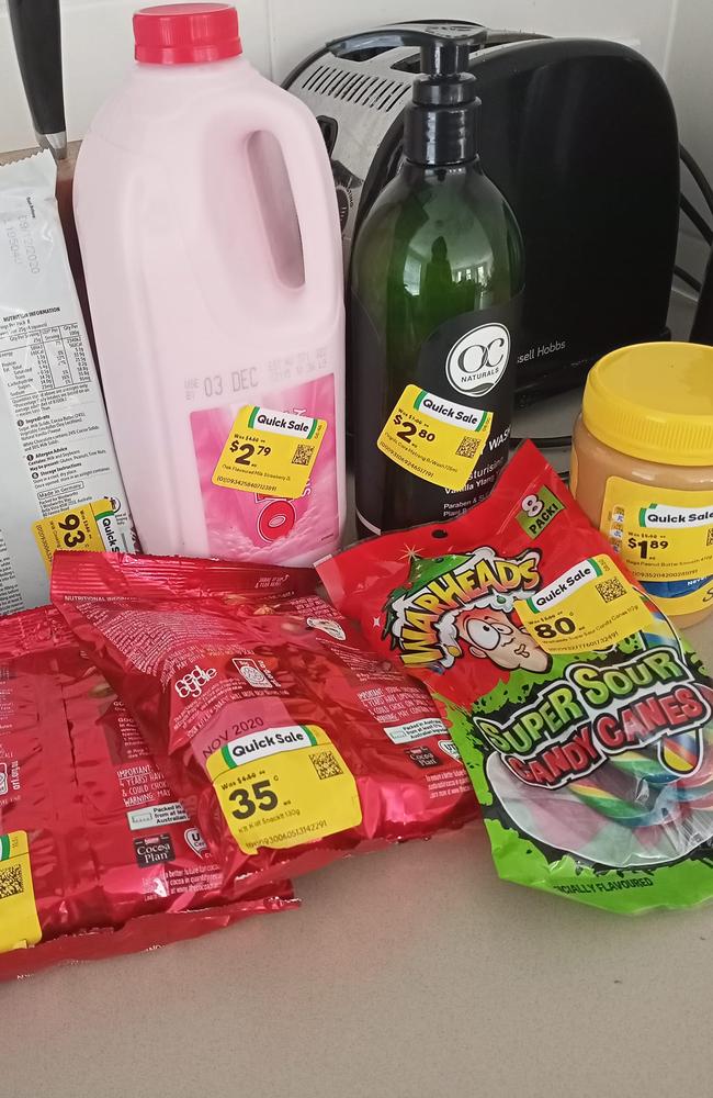 A woman has revealed that Woolies has a ‘reduced section’ found at the end of the last aisle. Picture: Facebook/BudgetingFoodSavingsIdeas