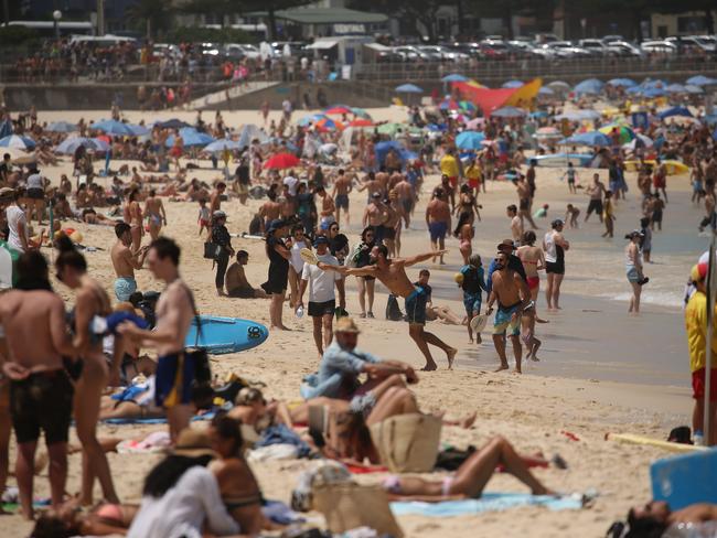 SUNDAY TELEGRAPH - Pictured are crowds at Bondi Beach today for Australia Day. Picture: Tim Hunter.