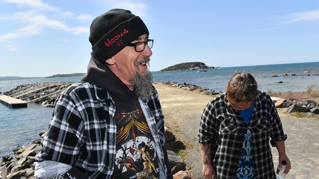 Derek Robinson's brother Ian awaits his return at Victor Harbor on Thursday morning. Picture: Keryn Stevens