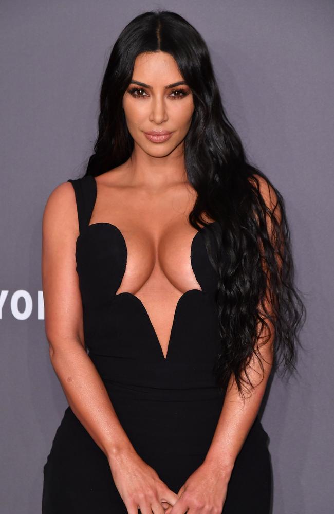 Kim Kardashian: Keeping Up With the Kardashians star goes braless