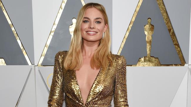 Margot Robbie attends the 88th Annual Academy Awards at Hollywood & Highland Center on February 28, 2016 in Hollywood, California. (Photo by Ethan Miller/Getty Images)