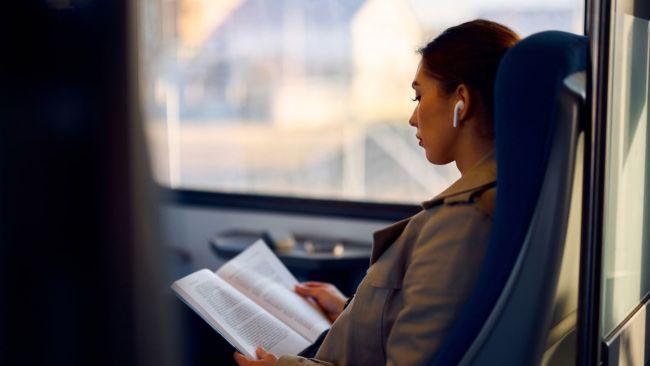 Some people enjoy the quiet commute home. Image: iStock 