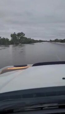 Stuart Highway north of Tennant Creek