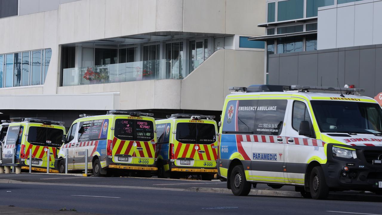 Two hospitalised after long-weekend-eve crash on Ring Road