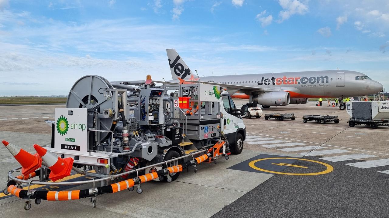 Global fuel giant touches down at Avalon Airport with new deal