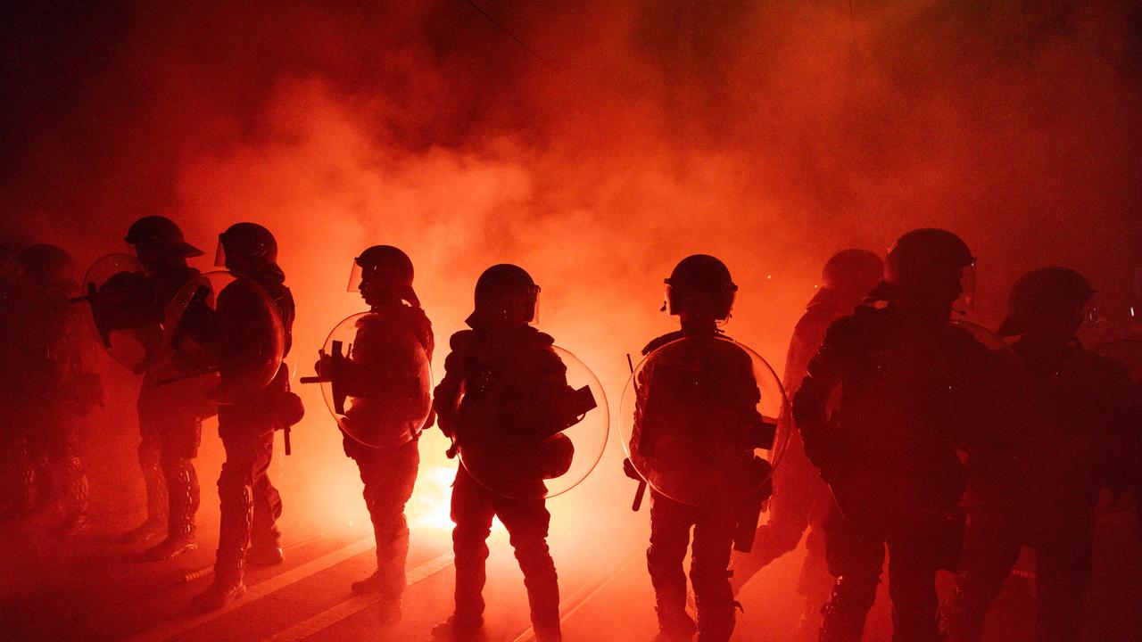 Flares lit as A-League’s decider kicks off