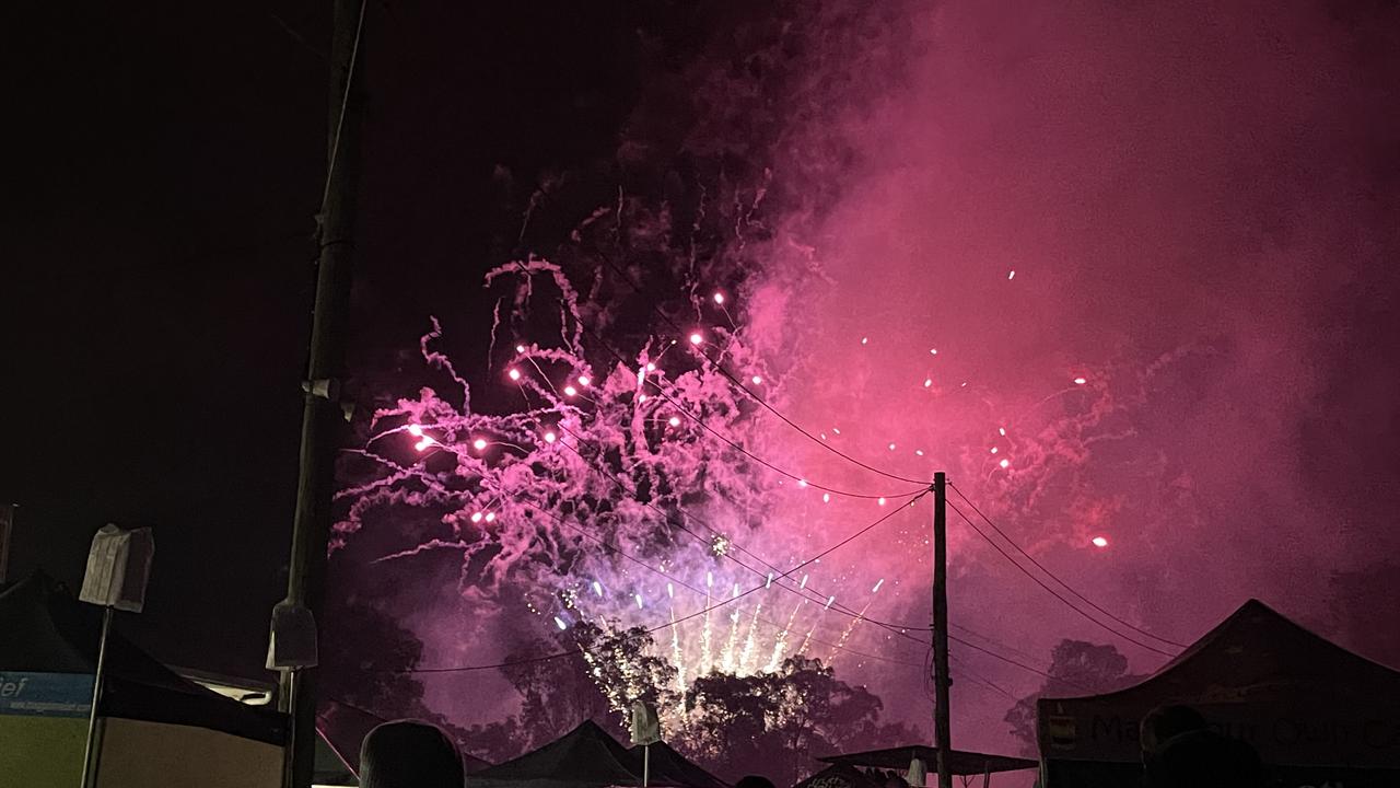 Snowflakes in Stanthorpe 2021 fireworks from day 2. Photo: Madison Mifsud-Ure / Stanthorpe Border Post