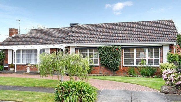 4 Bogong Court, Forest Hill - FOR HERALD SUN REAL ESTATE