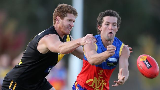 Murray FL, Round 6, Cobram Tigers V Mulwala Lions, at Cobram, Mulwala won 17-11-113 v 5-7-37, Daniel Clarke, 8,  Cobram  &  Mulwala,   Picture Yuri Kouzmin