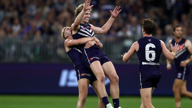 David Mundy celebrates kicking a goal. Pic: AAP