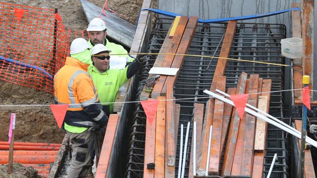 ‘Bulls**t’: Huge call on tradie shortage