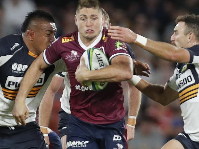 BRISBANE, AUSTRALIA - APRIL 10: James O'Connor of Reds on the attack during the round eight Super RugbyAU match between the Queensland Reds and the ACT Brumbies at Suncorp Stadium, on April 10, 2021, in Brisbane, Australia. (Photo by Regi Varghese/Getty Images)