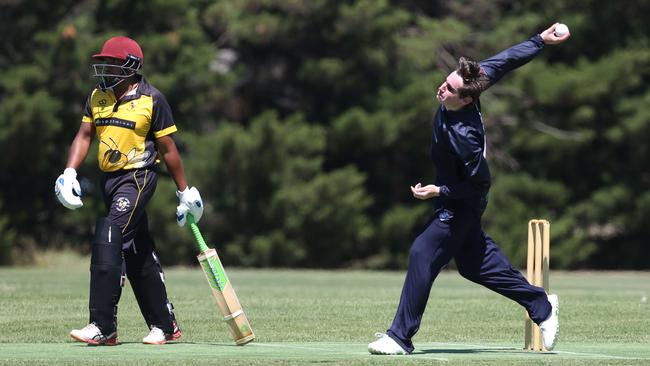 GDCA: Diggers Rest Bulla’s Nic Diss in action. Picture: Stuart Milligan