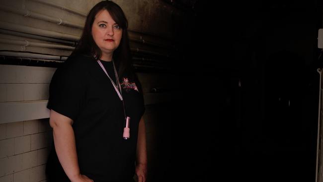 Australian Paranormal Phenomenon Investigator’s Peta Banks.