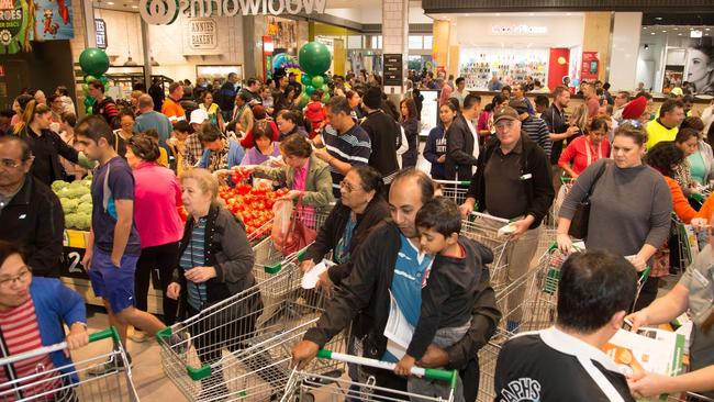 Bring your own bags to Woolworths at Colebee, which will be one of the first in NSW to eliminate plastic bags.