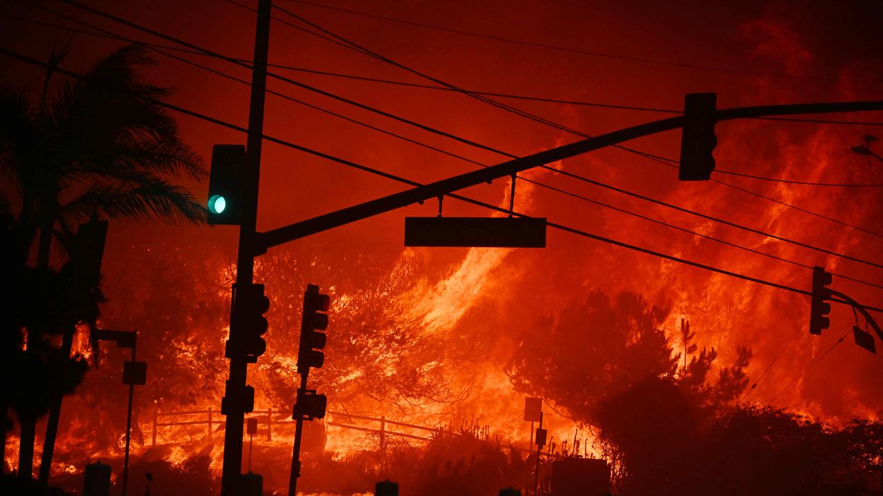 Deadly LA wildfires show little sign of relenting