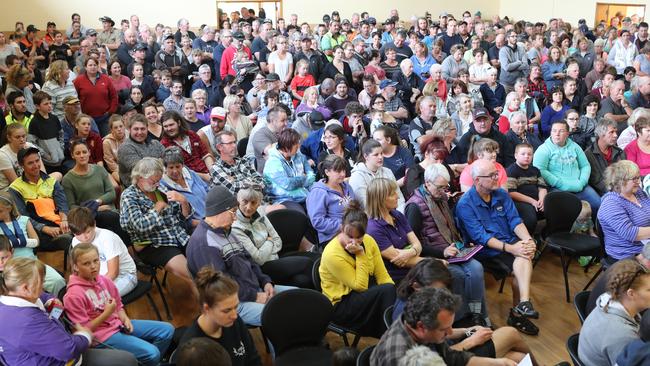 Concerned residents attend a community meeting in Cobden as bushfires continue to rage in western Victoria. Picture: AAP Image/David Crosling