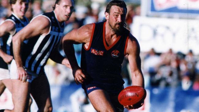 Norwood’s Garry McIntosh in action against Port Adelaide in 1993. Picture: Nicholas Wilson