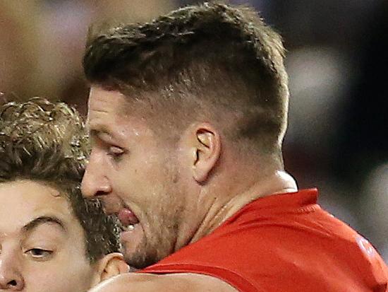 AFL Round 7. 06/05/2018. St Kilda v Melbourne at Etihad Stadium.  Melbourne's Jesse Hogan snaps a quick 1st qtr goal   . Pic: Michael Klein