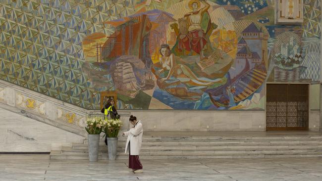 One of the giant murals in Oslo City Hall. Picture: Visit Oslo