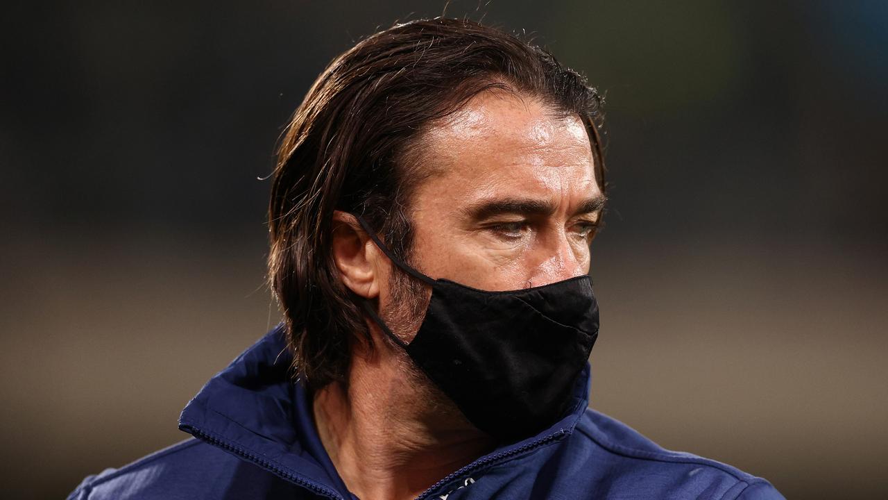 ADELAIDE, AUSTRALIA - AUGUST 27: Cats head coach Chris Scott looks on during the AFL Second Qualifying Final match between Port Adelaide Power and Geelong Cats at Adelaide Oval on August 27, 2021 in Adelaide, Australia. (Photo by Daniel Kalisz/Getty Images)