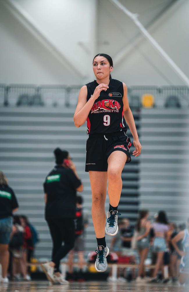 Monique Bobognie for the Mackay Meteorettes at the U18 state basketball championships on the Gold Coast, January 19, 2022. Picture: Nelson Kahler