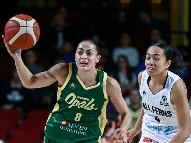 ADELAIDE, AUSTRALIA - MAY 07: Maddison Rocci of the Opals   gets the steal off Pahlyss Hokianga of the Tall Ferns  during the Trans-Tasman Throwdown match between the Australia Opals and the New Zealand Tall Ferns at Adelaide Entertainment Centre on May 07, 2025 in Adelaide, Australia. (Photo by Mark Brake/Getty Images)
