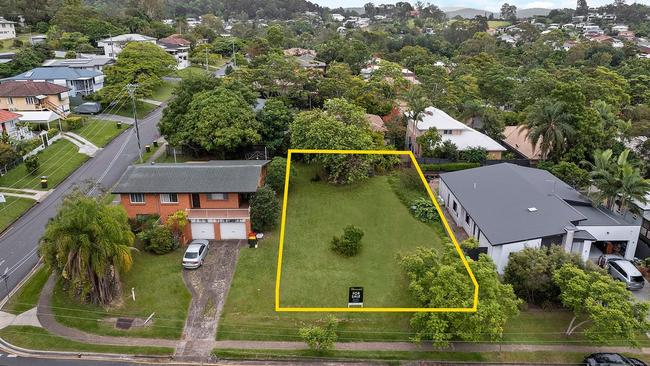 This 612 sqm block of land at 115 Glen Retreat Rd, Mitchelton, is on the market for offers over $950,000.